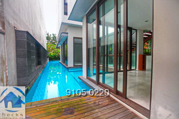 6 Bed, Modern House with Pool Hillview Area