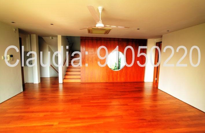 Sentosa Ocean Drive Bungalow for Rent with mooring