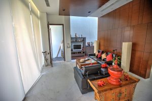 Semi Detached House with Pool for rent Sixth Ave Area Singapore