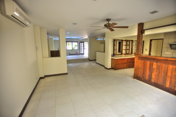 Sunset Way terrace Semi D House for Rent (7)