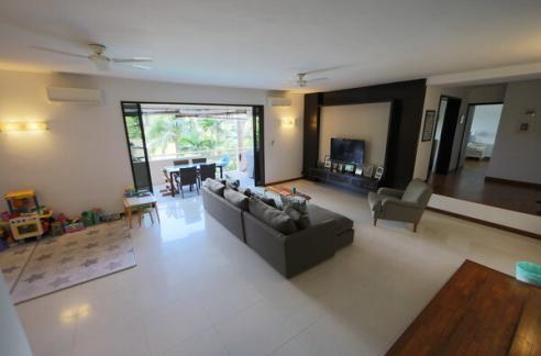 Woollerton Park Condo large rooms RENT District 10